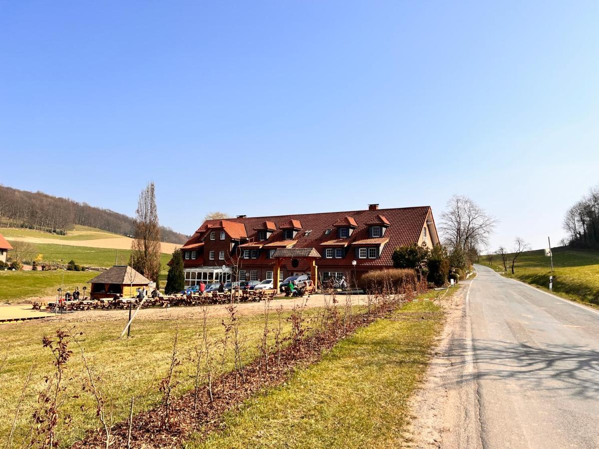 Hotel Rehkitz Halle  Экстерьер фото