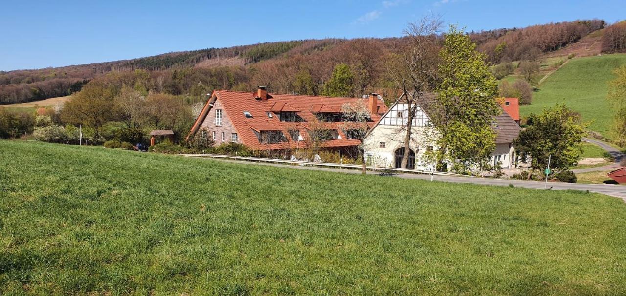 Hotel Rehkitz Halle  Экстерьер фото