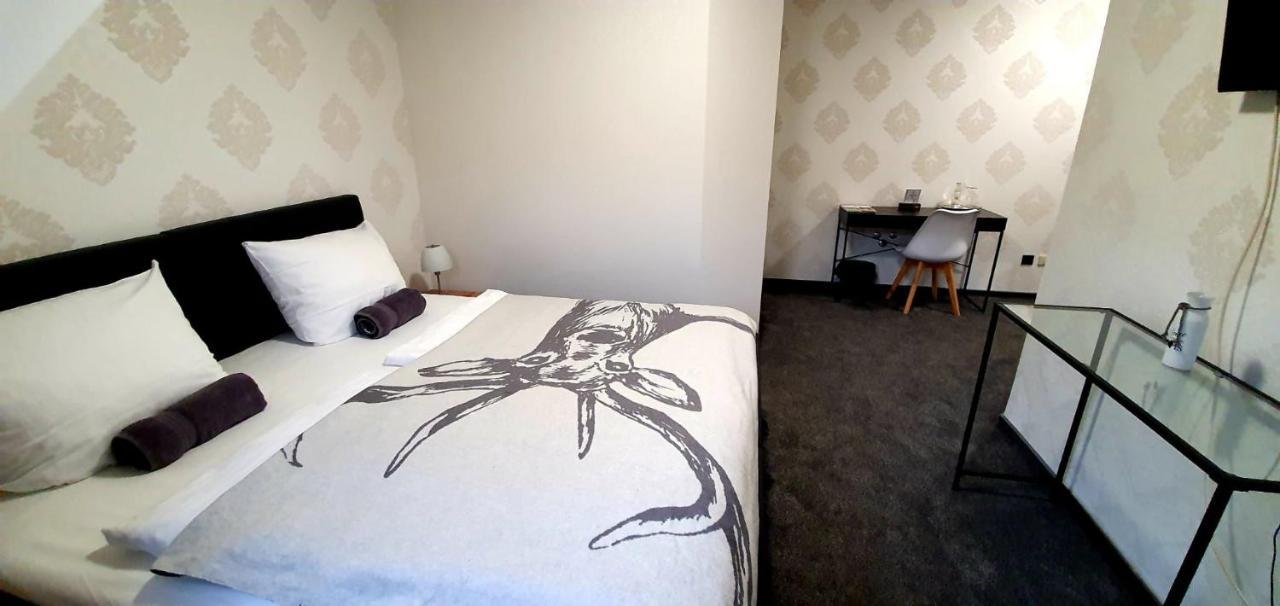 Hotel Rehkitz Halle  Экстерьер фото